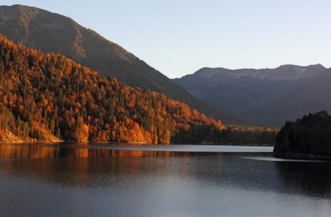 Start am Sylvenstein Stausee