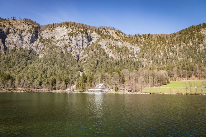Blick auf den Seewirt am Thumsee