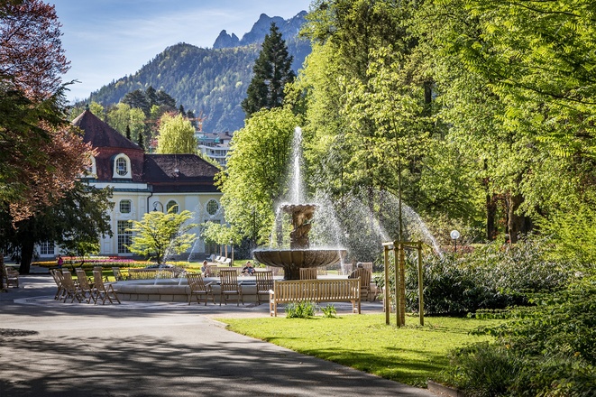 Königlicher Kurgarten im Sommer