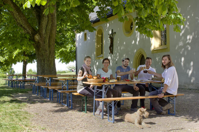Stärkung gibts in der Staffelbergklause (c) A. F. Endress