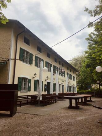 Biergarten St.Emmeramsmühle