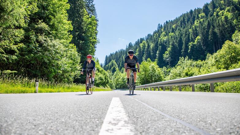 Headerfoto - Rennradtour Rund um das Hochgründeck