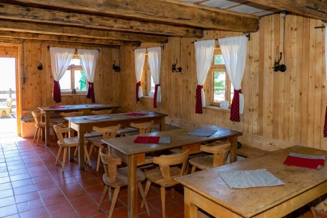 Gastraum Hinterhornalm