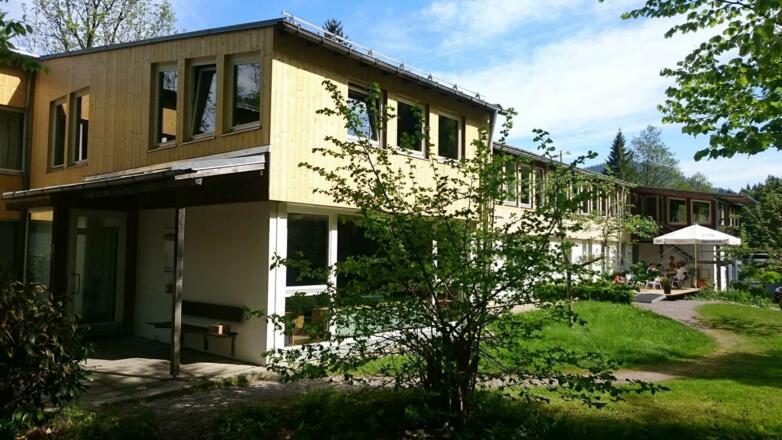 Haupthaus mit Terrasse