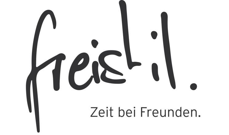 freistil. Zuhaus bei Freunden