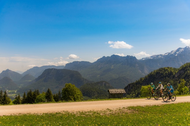 Unkenberger Mähder mit Blick auf Unken