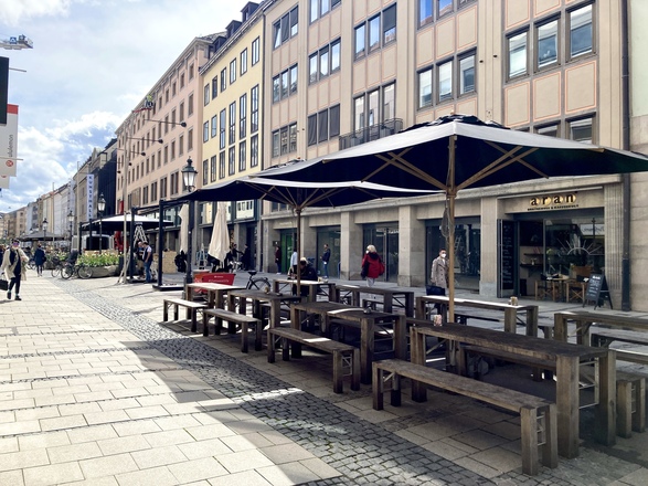 Café Aran 5 Höfe Außenbereich