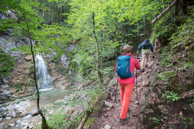Wandern durch die Schleifmühklamm in Unterammergau