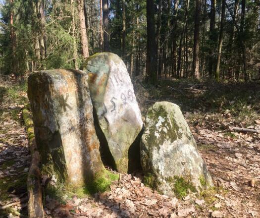 Dreiherrensteine
