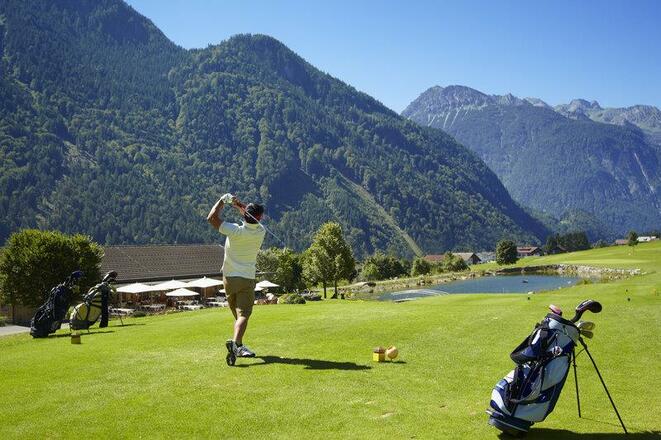 Golfplatz_Bludenz-Braz_(c)_Joachim_Stretz_-_Alpenr