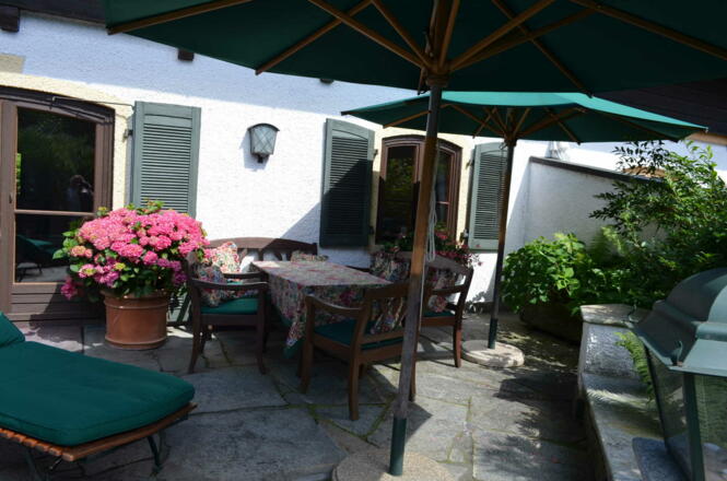 Terrasse am Ferienhaus am Söllbach