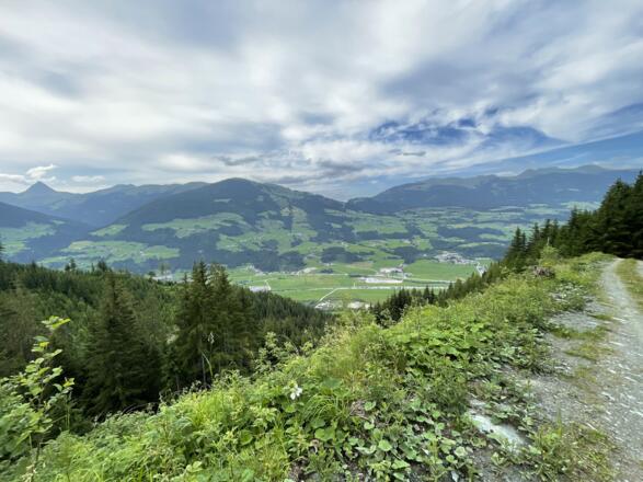 Ausblicke auf die Südseite Richtung Resterhöhe