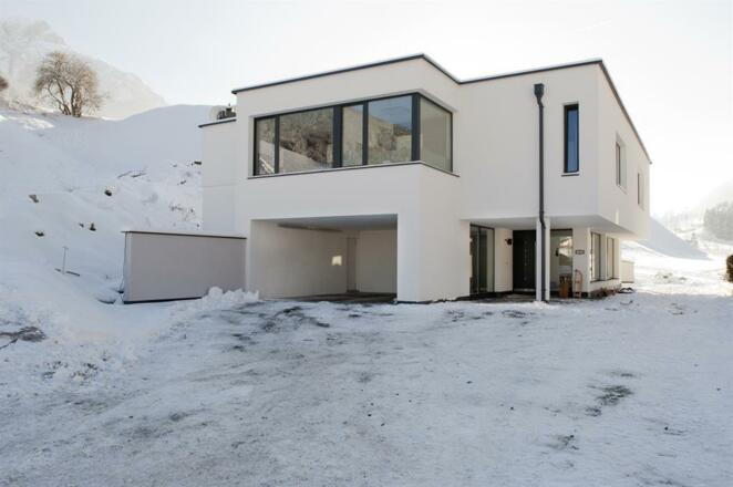 Haus Robi Winter Eingang