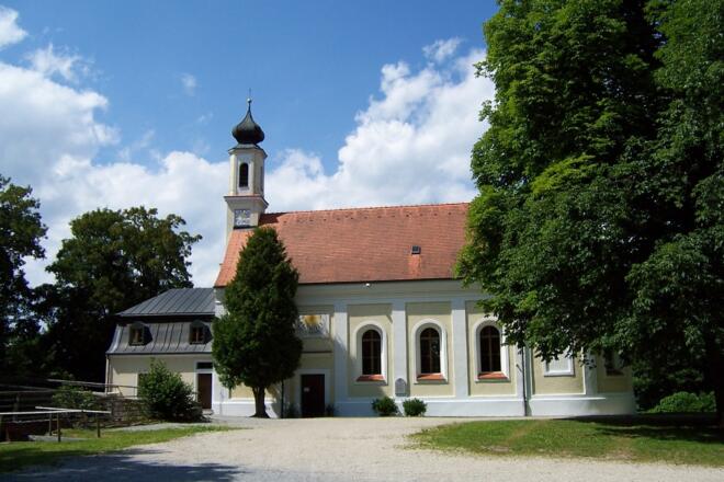 Kirche Schloss Baumgarten
