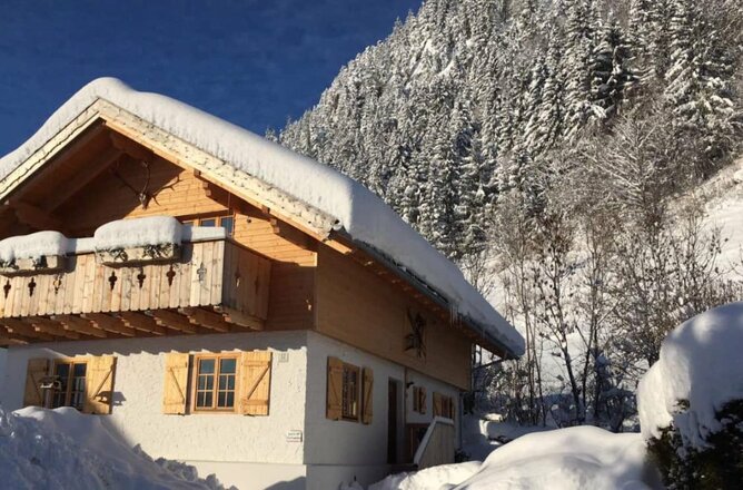 1_aussen_hausansichtwinter