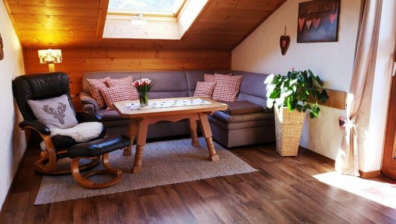 Wohnzimmer Ferienwohnung Breitenberg