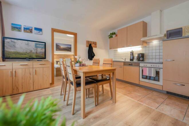 Wohnbereich m. Sitzgarnitur - Ferienwohnung Sophia