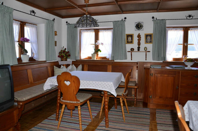Ferienhaus Stipfing Ihre Bauernstube