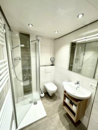 DZ_Zimmer 2 Bad mit WC