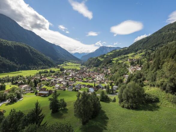Oetz im Sommer