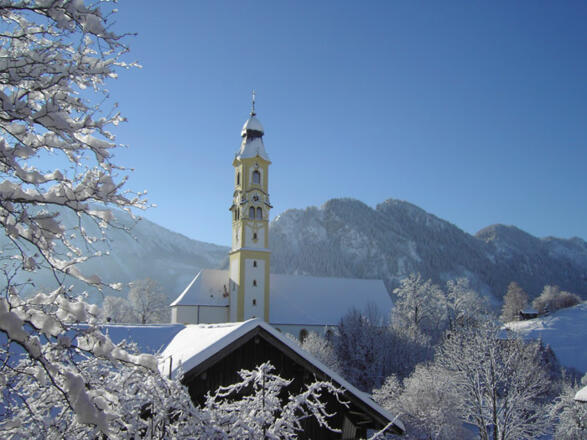 Kirche im Winter