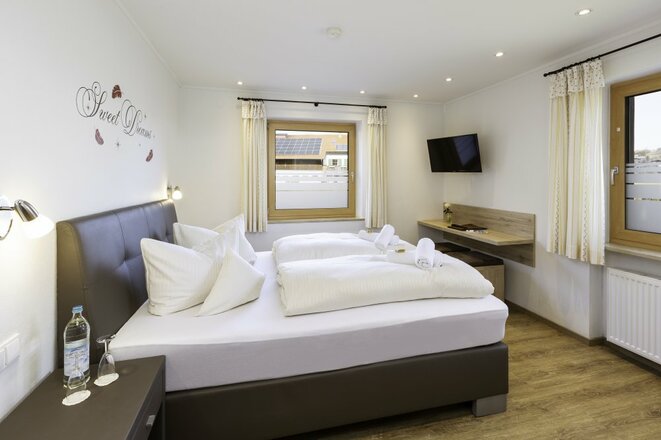 Standard-Doppelzimmer