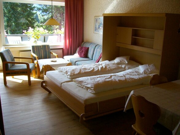 App. 7 - Bett und Couch