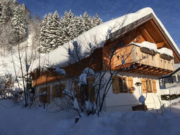 28_aussen_hausansichtwinter