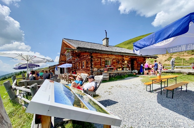 Relaxen, entspannen und gut essen auf der Hochsonnbergalm