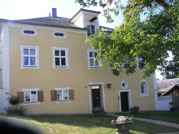 Hotel Schloss Eggersberg, ehemaliger Pfarrhof