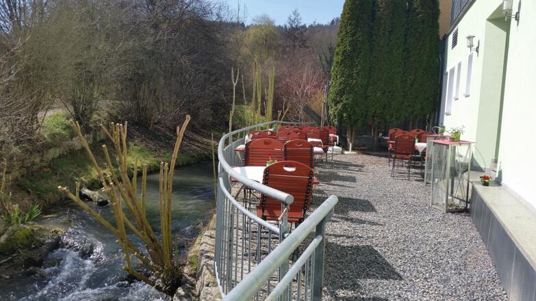 Terrasse neben der Schambach