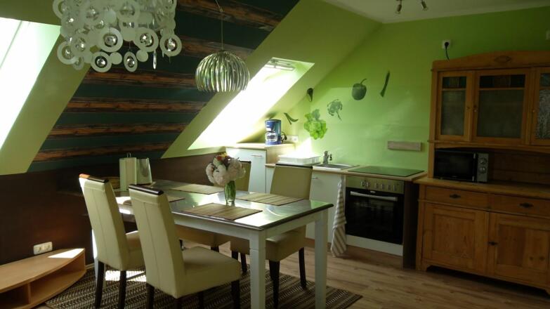 Essbereich mit Küchenzeile