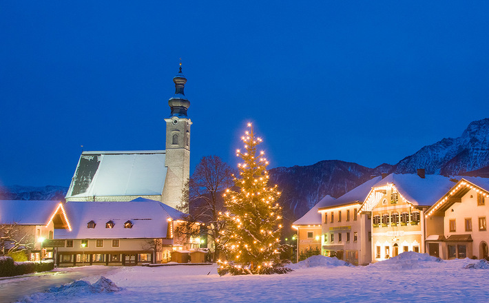 Advent auf dem Dorfplatz von Anger
