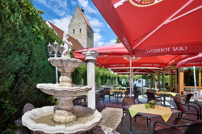 Hotelgasthof zur Sonne Bad Gögging Brunnen