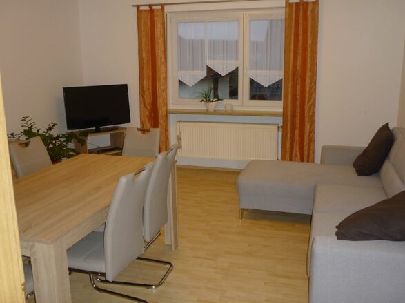 Wohnzimmer der Ferienwohnung Scheuerer in Kelheim im Altmühltal