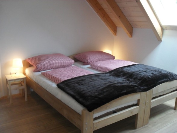 Schlafzimmer mit Einzelbetten