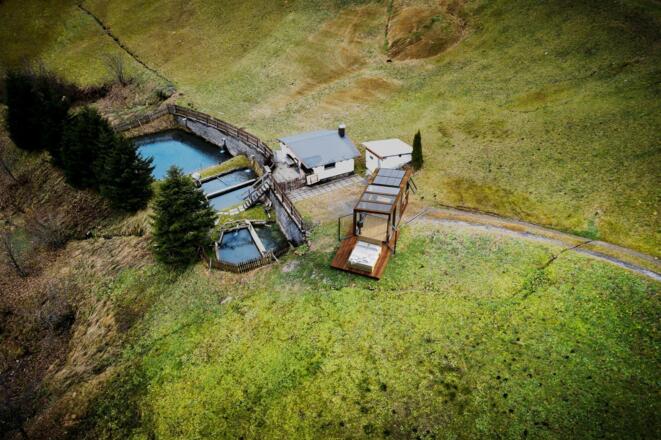 DreamAlive_LUFTAUFNAHME_bett_draussen@ThomasWebe-D