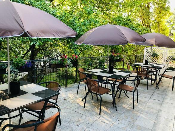 Frühstücksterrasse