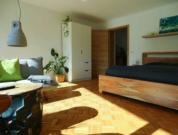 Zimmer 1 mit Balkon