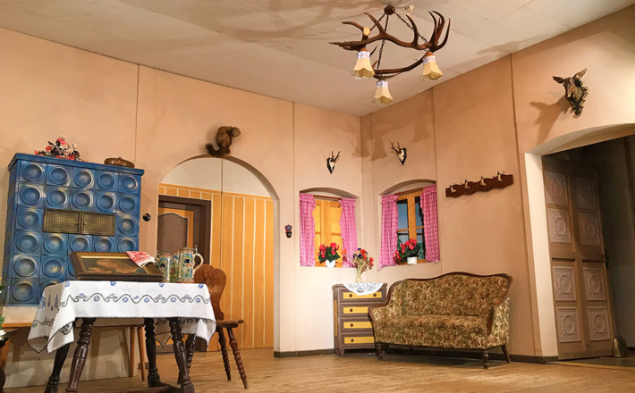 Bühnenbild Berchtesgadener Bauerntheater