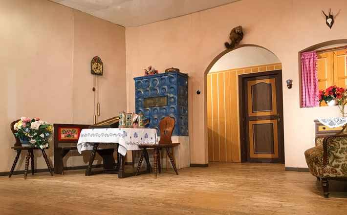 Bühne Berchtesgadener Bauerntheater