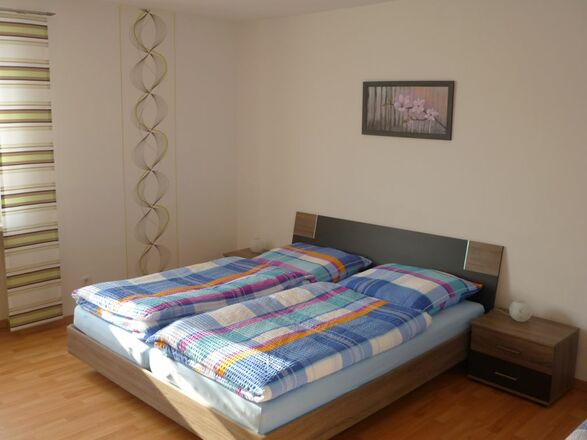 Schlafzimmer 1 der Ferienwohnung Scheuerer in Kelheim im Altmühltal