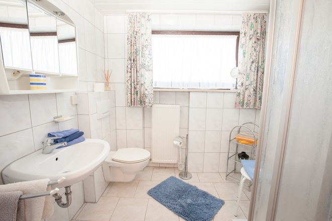 Dusche mit WC