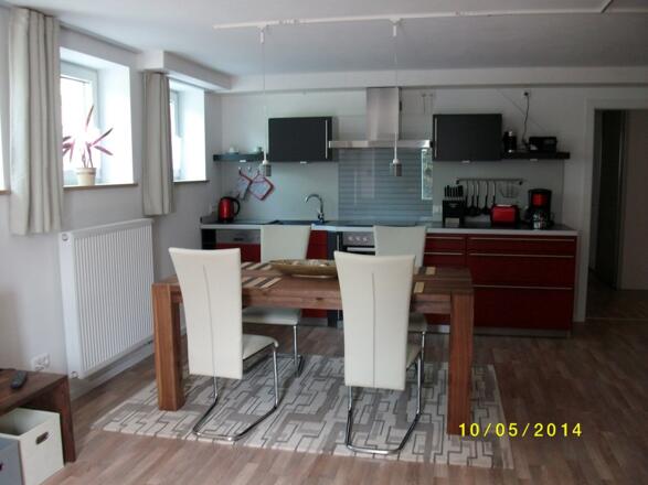 Essbereich mit Küche