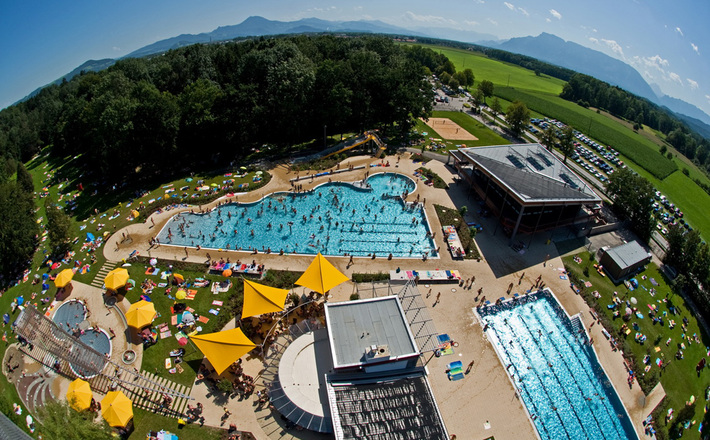 Freilassinger Freibad aus der Vogelperspektive
