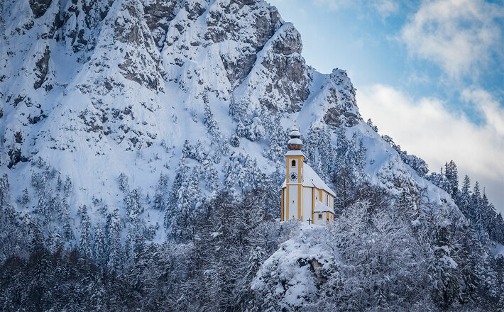 Kirche St. Pankraz Bad Reichenhall im Winter