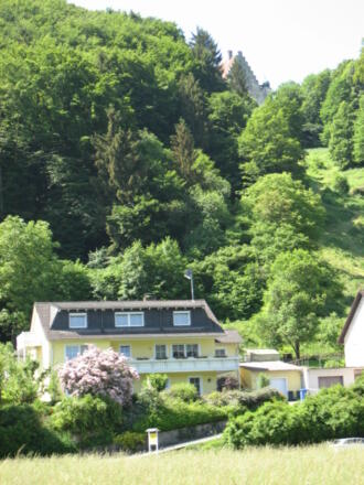 Haus mit Schloss Eggersberg