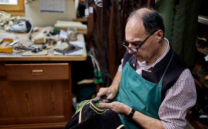 Lederhosenmacher Franz Stangassinger