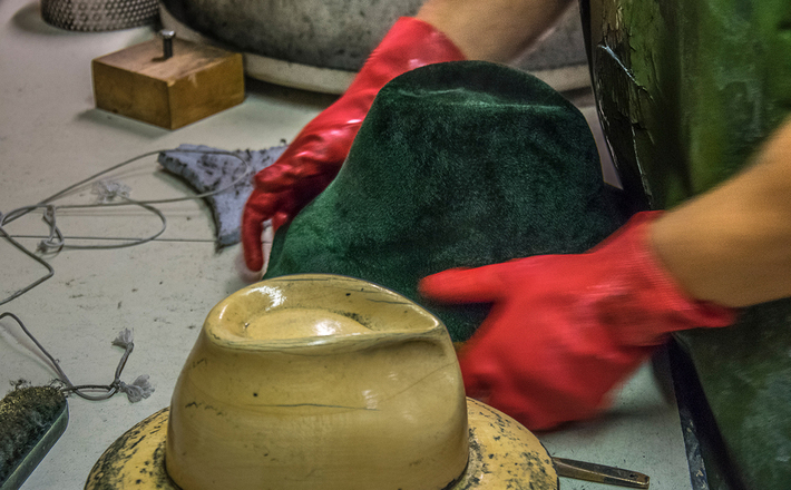 Formen eines Hut-Rohlings