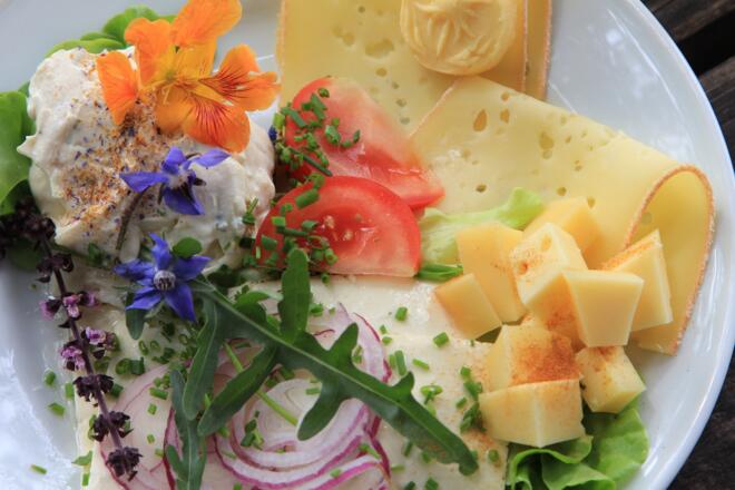 Röstihaus Glusthaferl - Käse schließt den Magen -